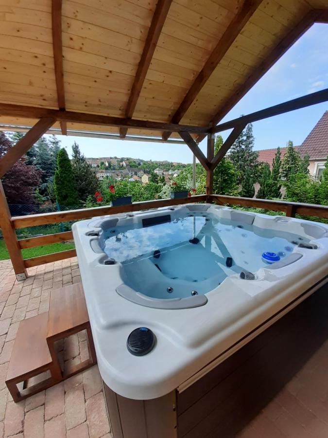 Flamingo Vendeghaz Bed & Breakfast Eger Exterior foto