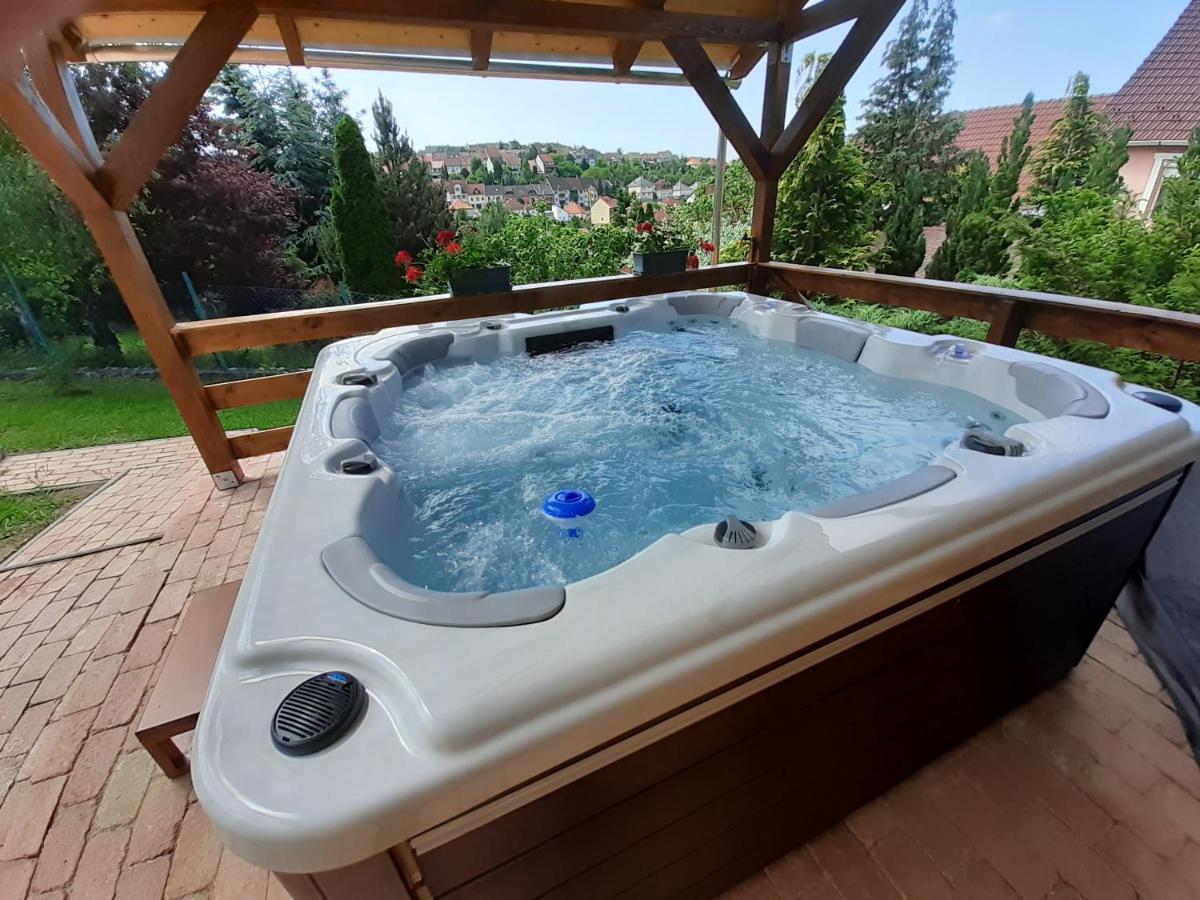 Flamingo Vendeghaz Bed & Breakfast Eger Exterior foto