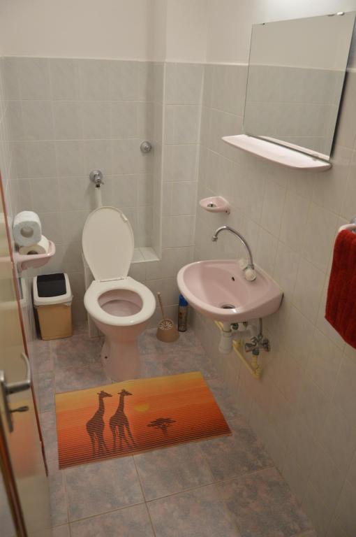 Flamingo Vendeghaz Bed & Breakfast Eger Exterior foto