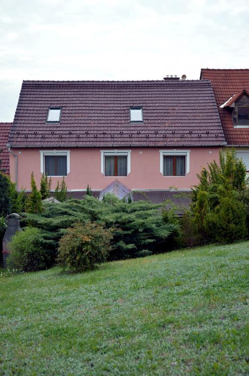 Flamingo Vendeghaz Bed & Breakfast Eger Exterior foto